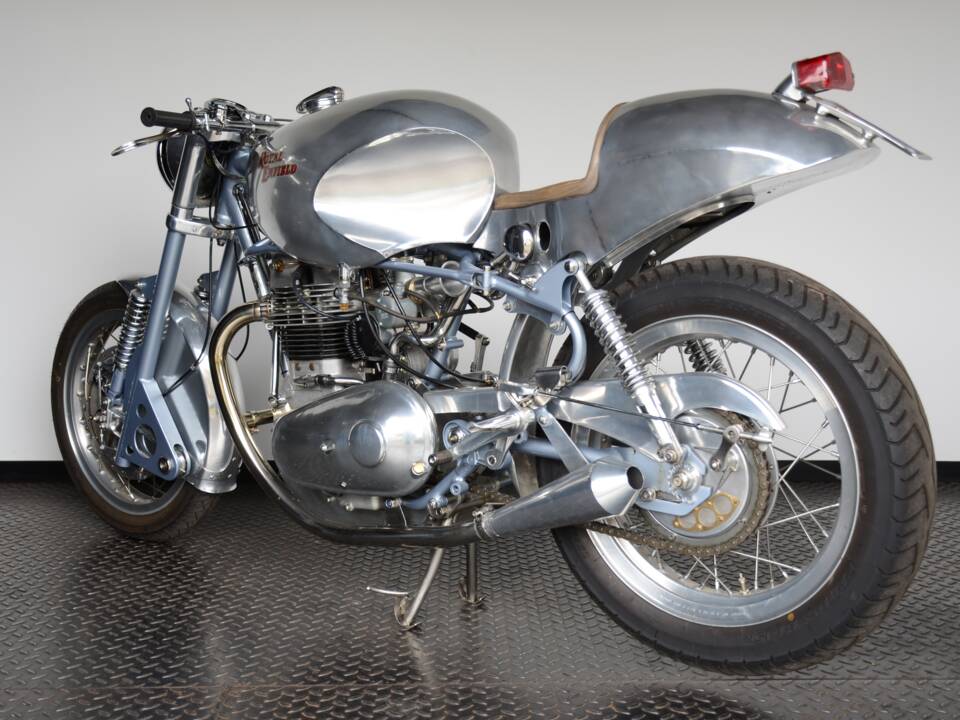 Image 29/42 of Royal Enfield 700 Silver Shotgun (1955)