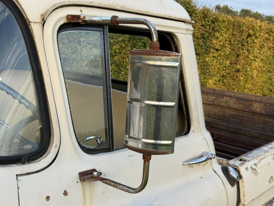 Bild 26/28 von GMC 3100 ½-ton (1959)