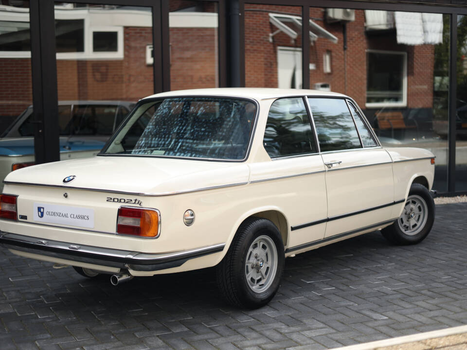 Imagen 3/50 de BMW 2002 tii (1975)