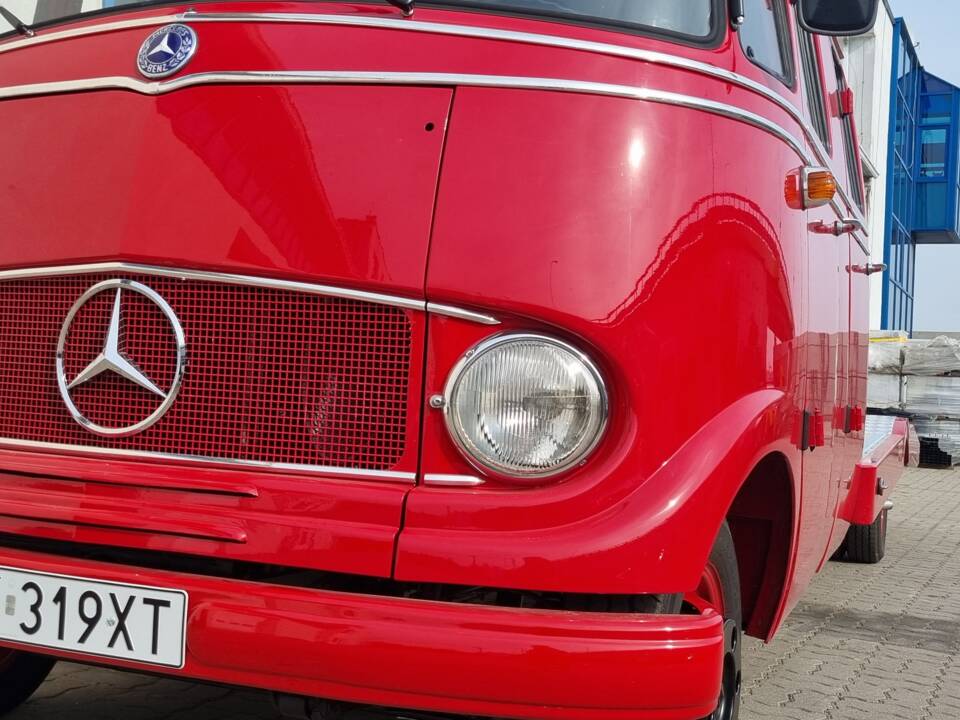 Afbeelding 24/55 van Mercedes-Benz L 319 D (1967)
