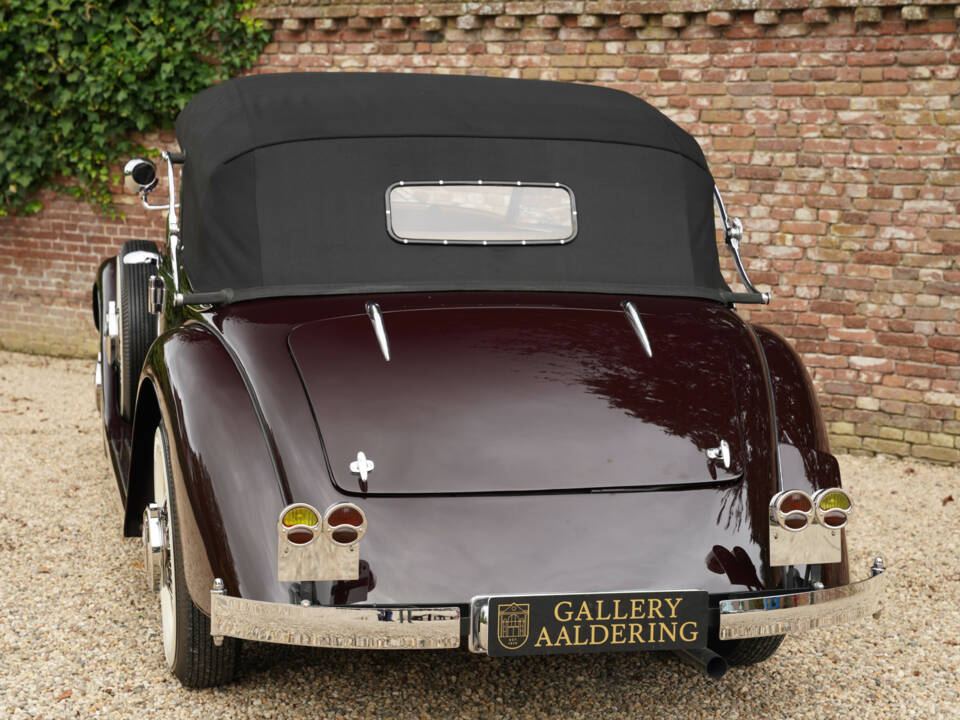 Immagine 11/50 di Mercedes-Benz 320 Cabriolet B (1939)