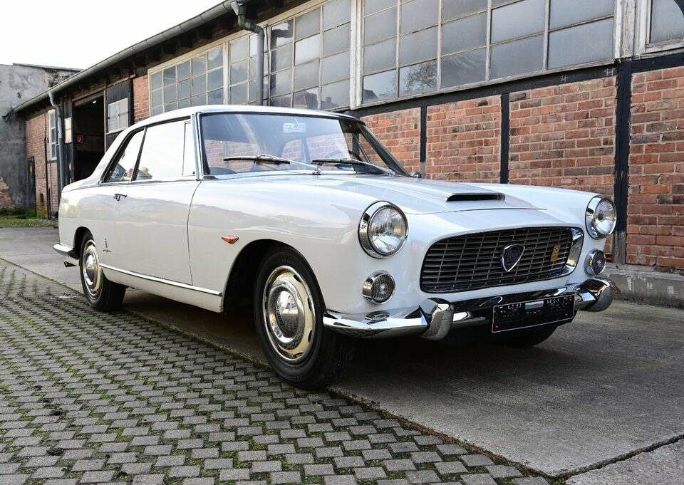 Bild 4/8 von Lancia Flaminia Coupe Pininfarina (1960)