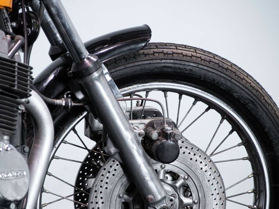 Image 17/50 of Honda CB 750 Custom (1974)