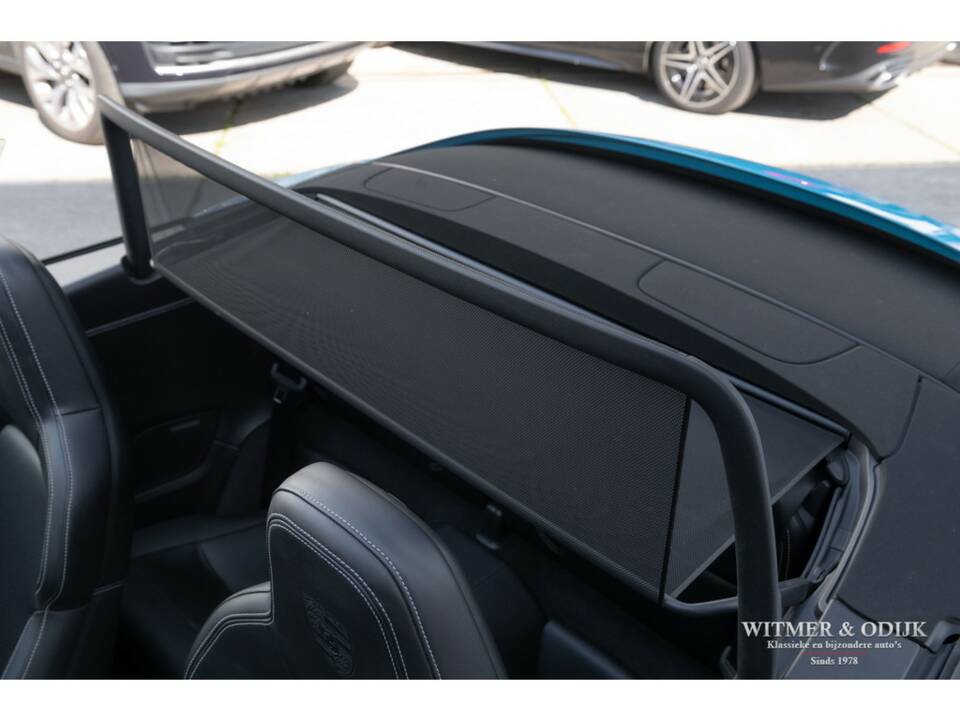 Image 39/42 of Porsche 911 Carrera (2020)