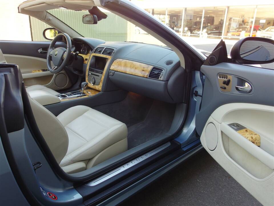 Bild 51/100 von Jaguar XKR (2008)