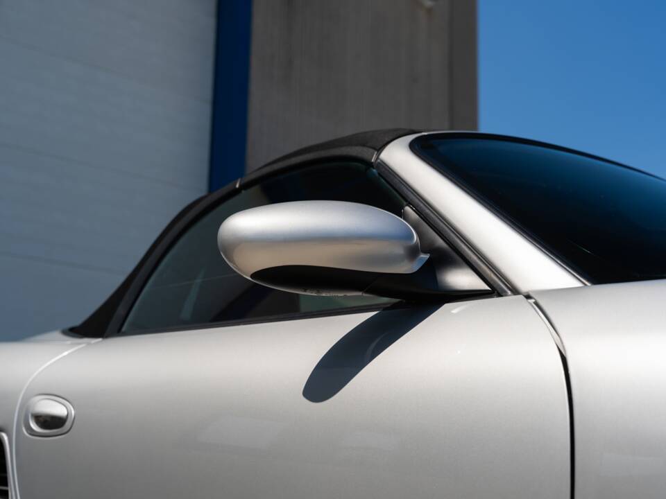 Image 12/73 of Porsche Boxster (2001)
