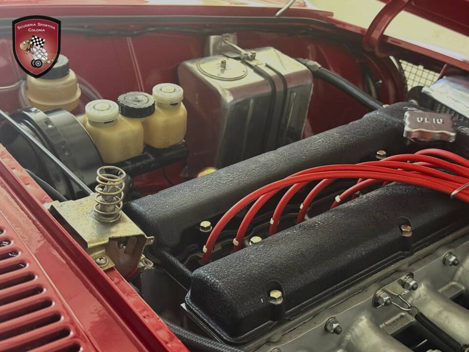 Immagine 42/53 di Alfa Romeo Giulia GT 1300 Junior (1970)