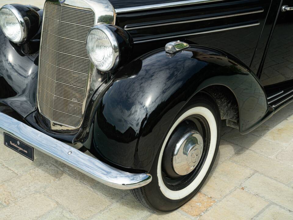 Image 14/50 of Mercedes-Benz 170 S (1952)