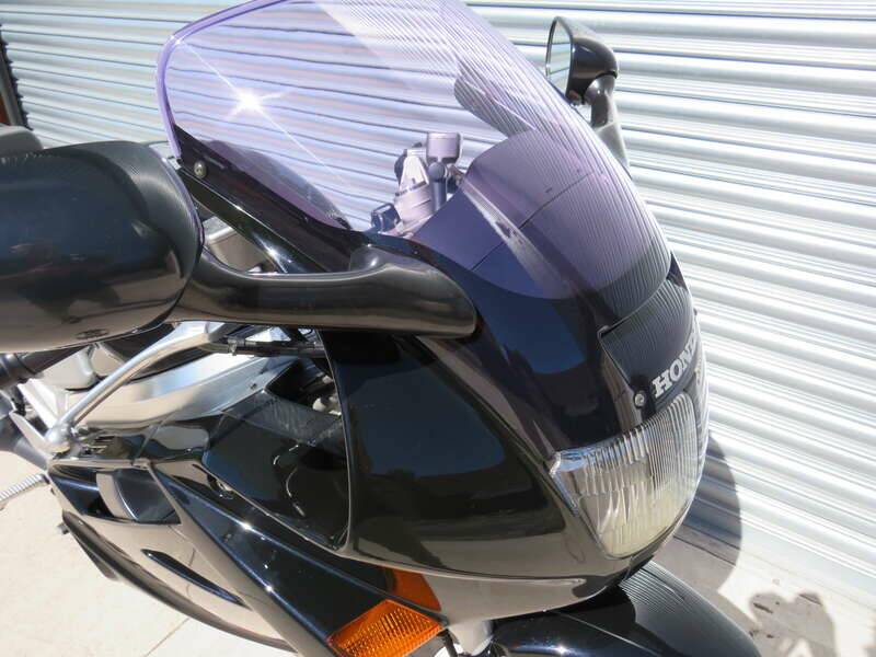 Image 5/44 de Honda VFR 750F (1991)