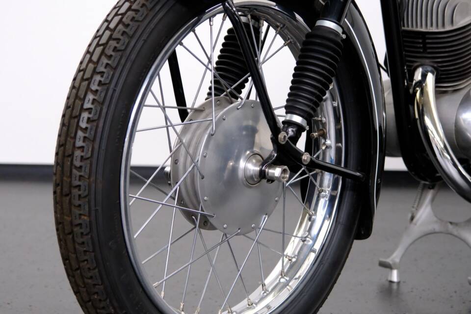 Image 30/86 de DKW RT 175 (1954)