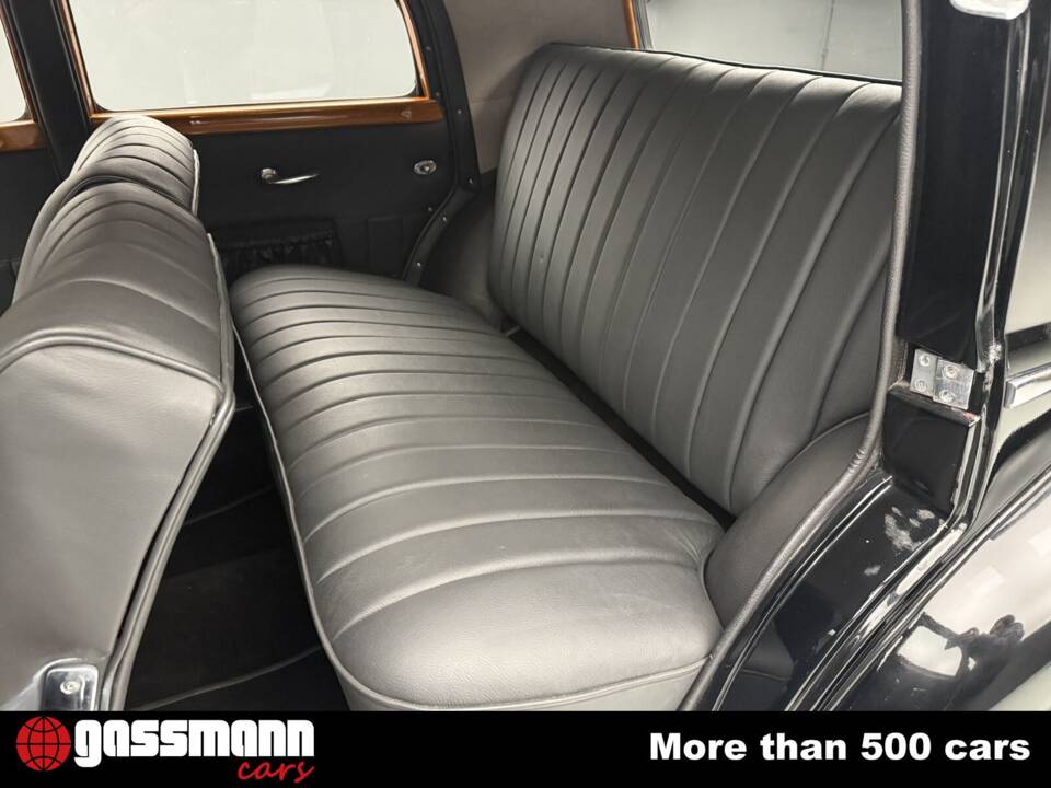 Bild 13/15 von Mercedes-Benz 230 (1939)