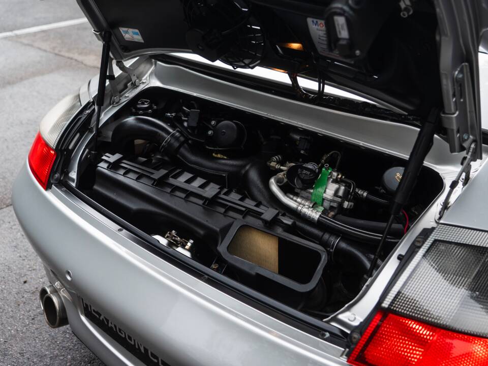 Bild 15/46 von Porsche 911 Turbo (2003)