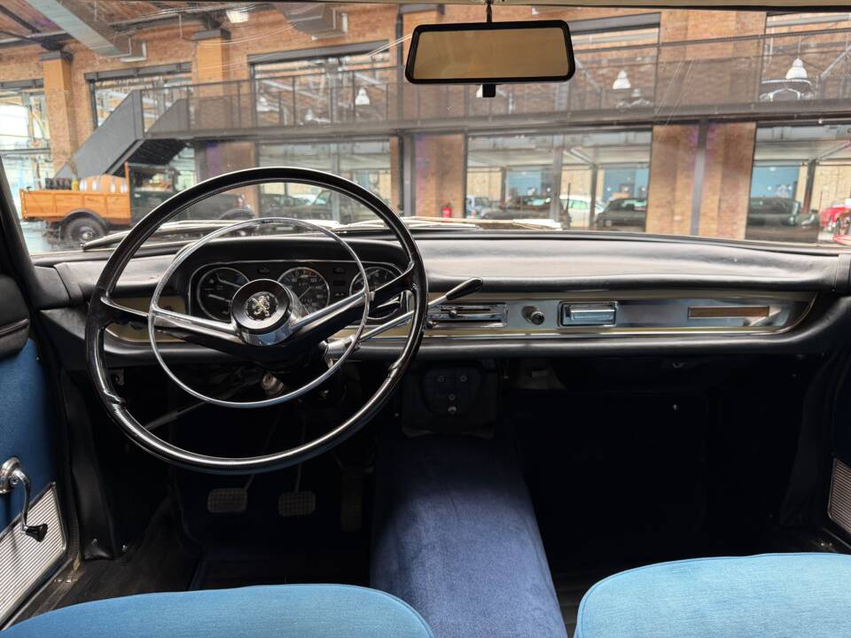 Bild 20/36 von Peugeot 404 Coupé (1966)