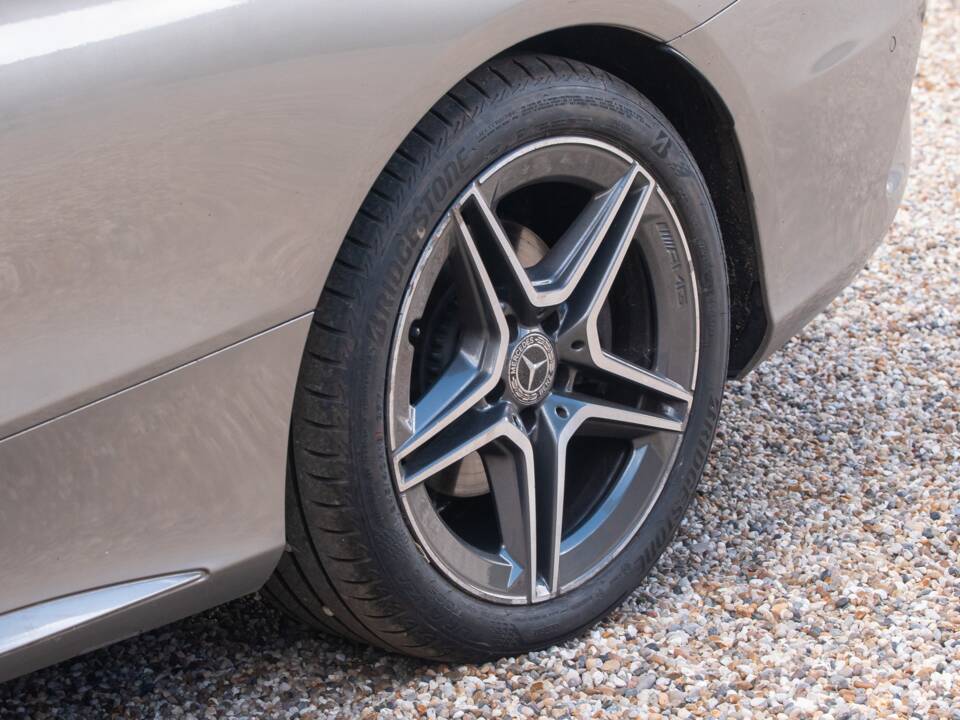Bild 43/50 von Mercedes-Benz C 300 d (2019)