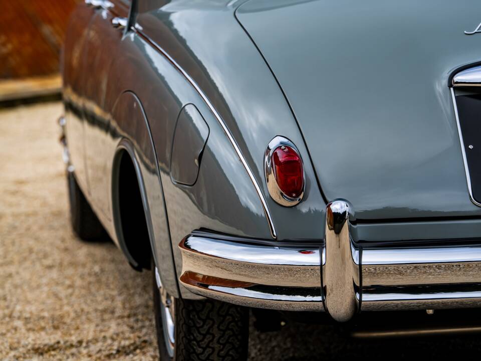 Bild 37/47 von Jaguar 3,4 Liter (1958)