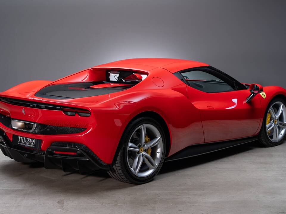 Image 5/30 of Ferrari 296 GTB (2022)