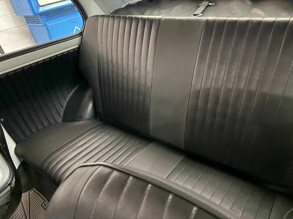 Image 12/19 de FIAT 500 L (2012)