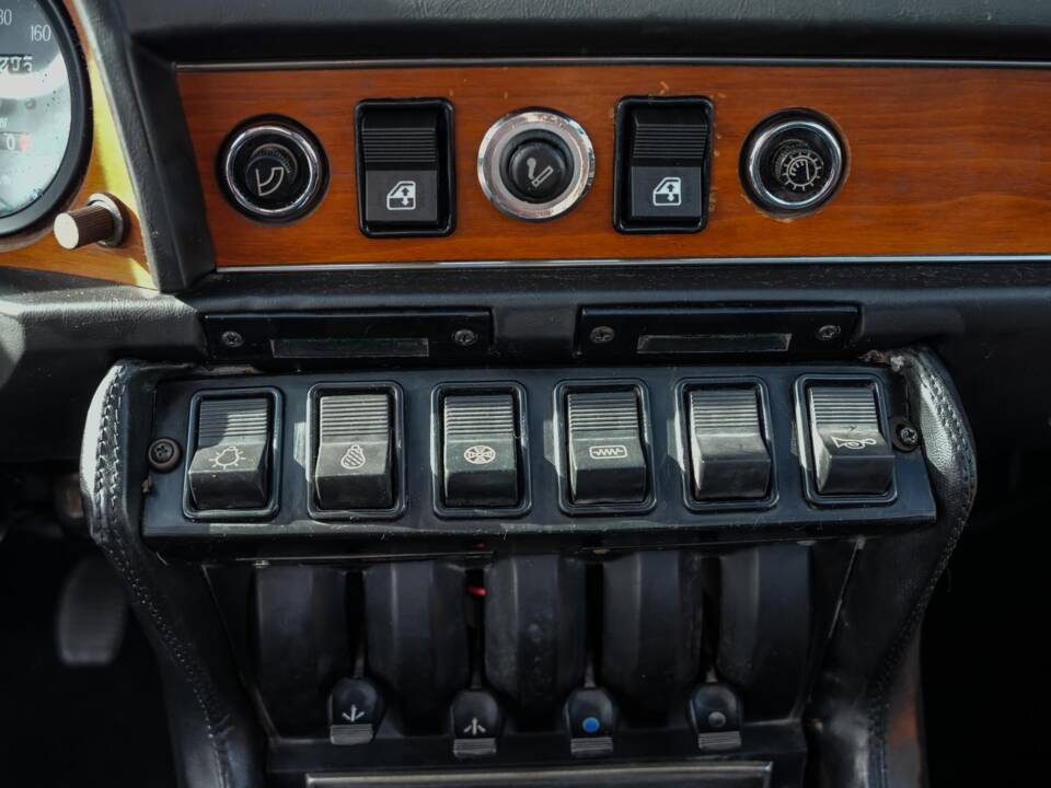 Image 20/28 of FIAT Dino 2400 Coupe (1972)