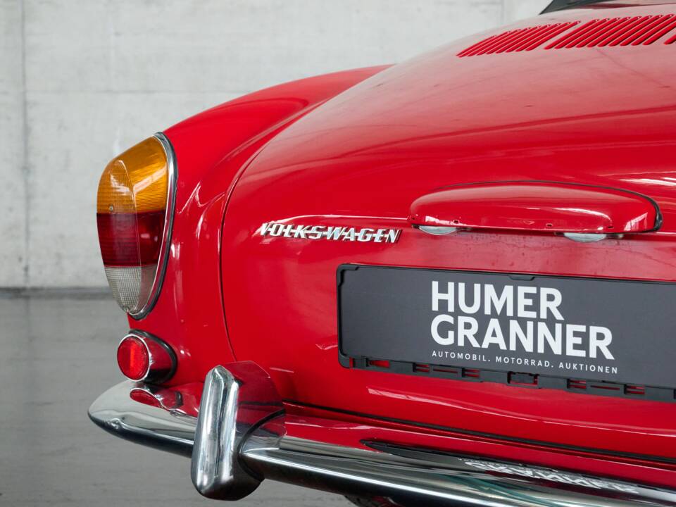 Image 42/50 of Volkswagen Karmann Ghia 1500 (1971)
