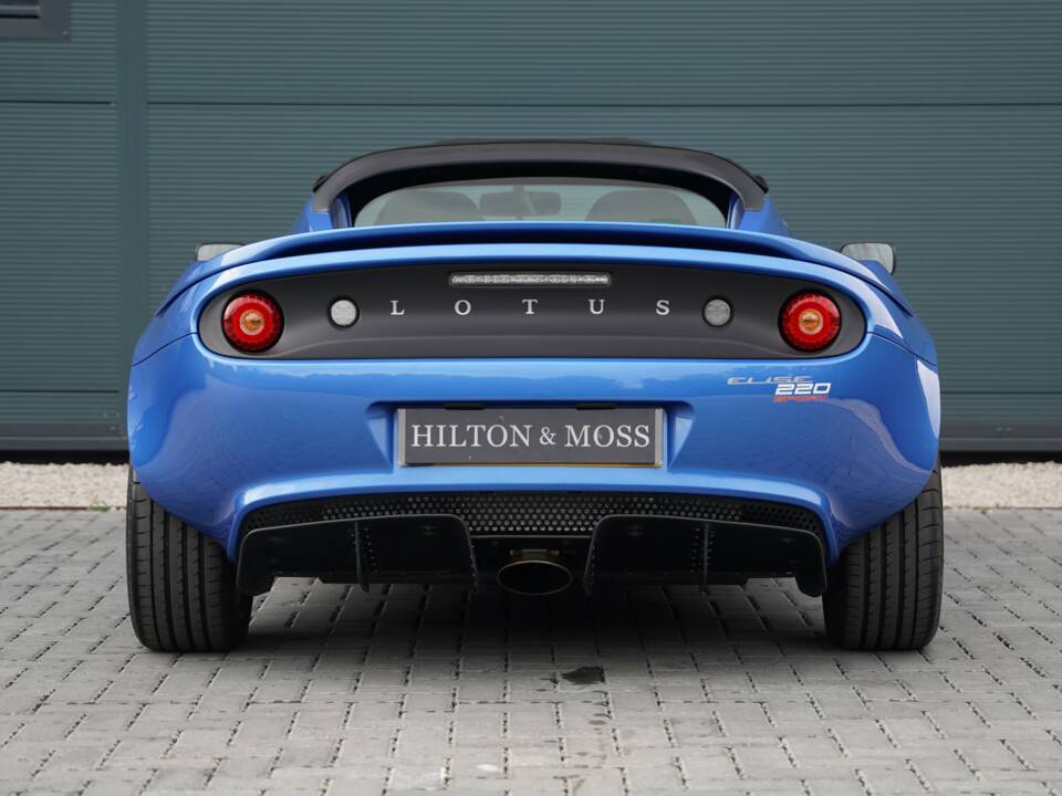Image 8/50 of Lotus Elise Sport 220 (2019)