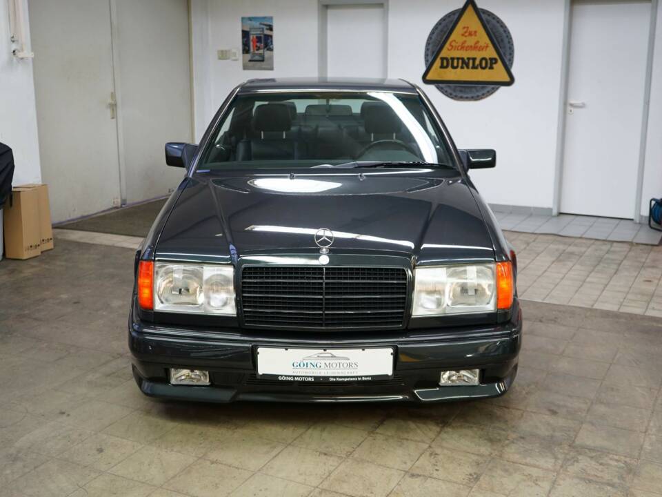Afbeelding 4/35 van Mercedes-Benz 300 CE-24 (1992)