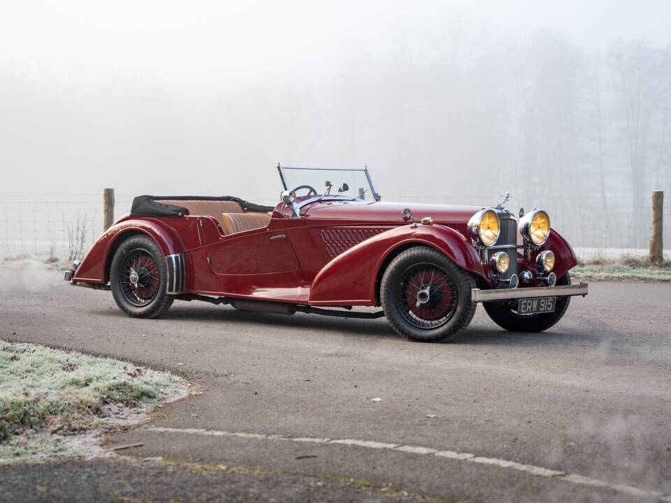 Bild 1/11 von Alvis 4.3 Litre Roadster (1939)