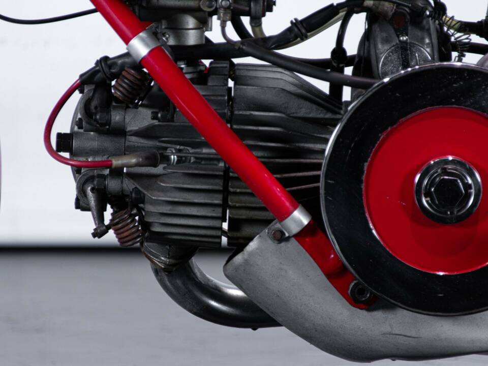 Image 41/50 of Moto Guzzi DUMMY (1948)