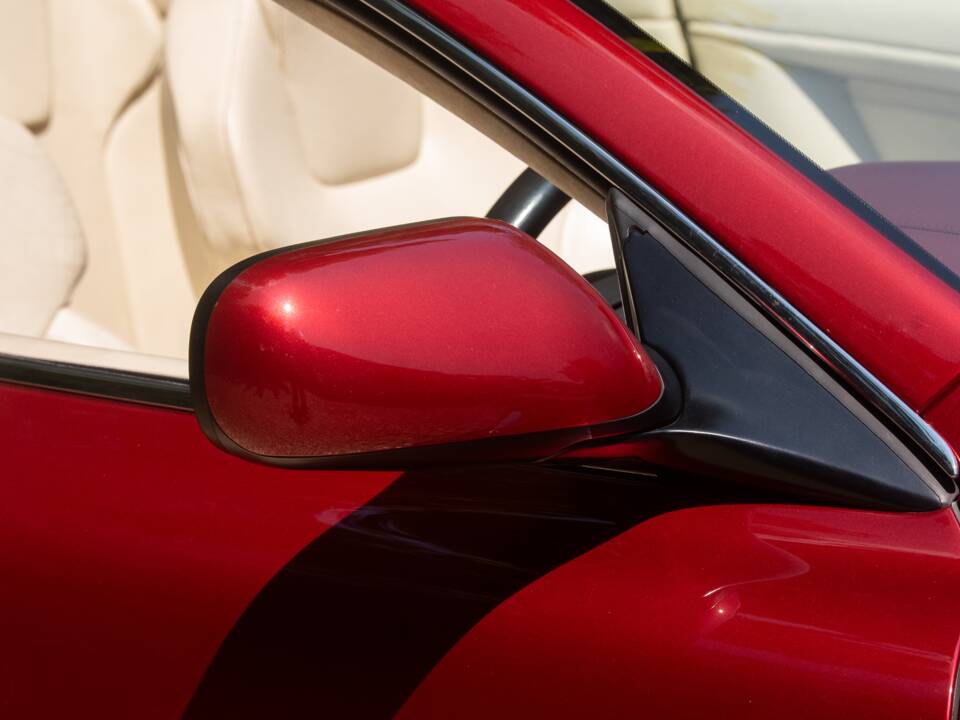 Image 30/50 of Aston Martin DB 9 Volante (2006)
