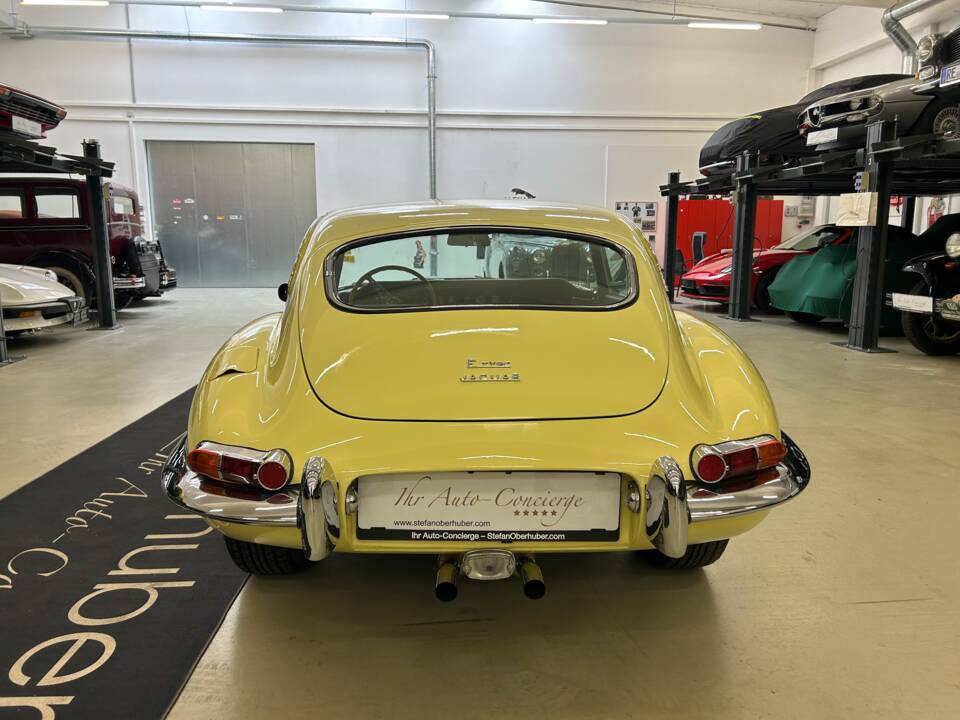 Image 6/28 de Jaguar Type E 4.2 (1965)