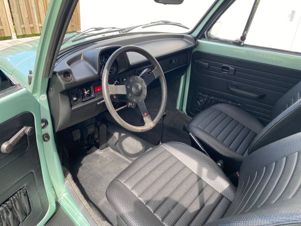 Image 20/96 of Volkswagen Beetle 1303 (1980)