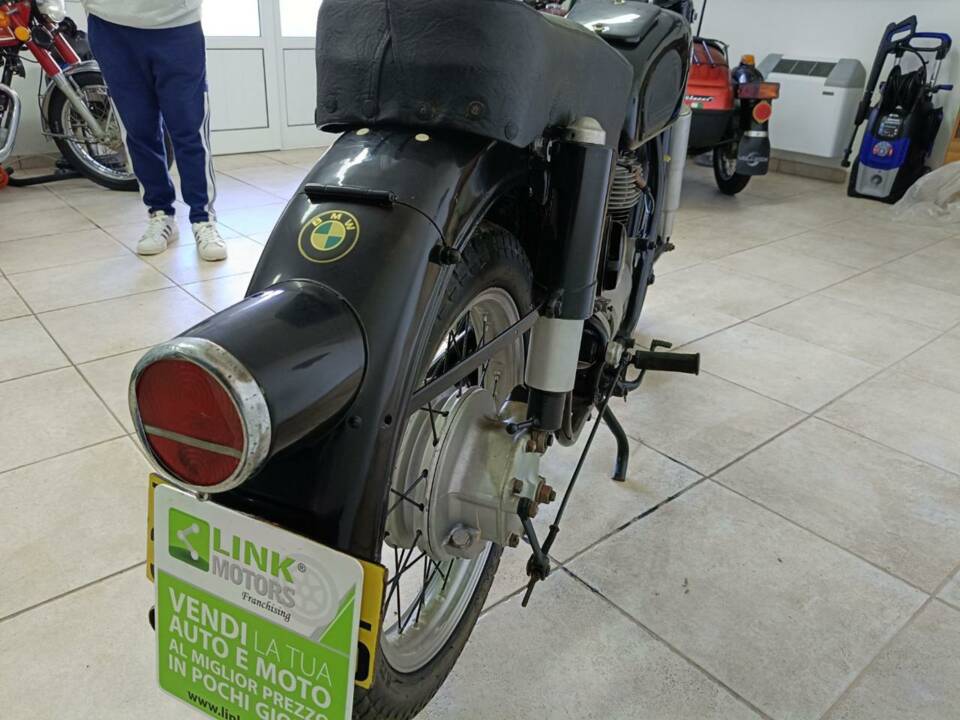 Bild 21/27 von BMW DUMMY (1957)