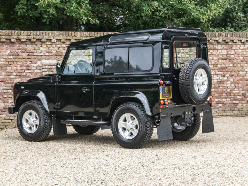 Obraz 37/50 pojazdu Land Rover Defender 90 (2013)