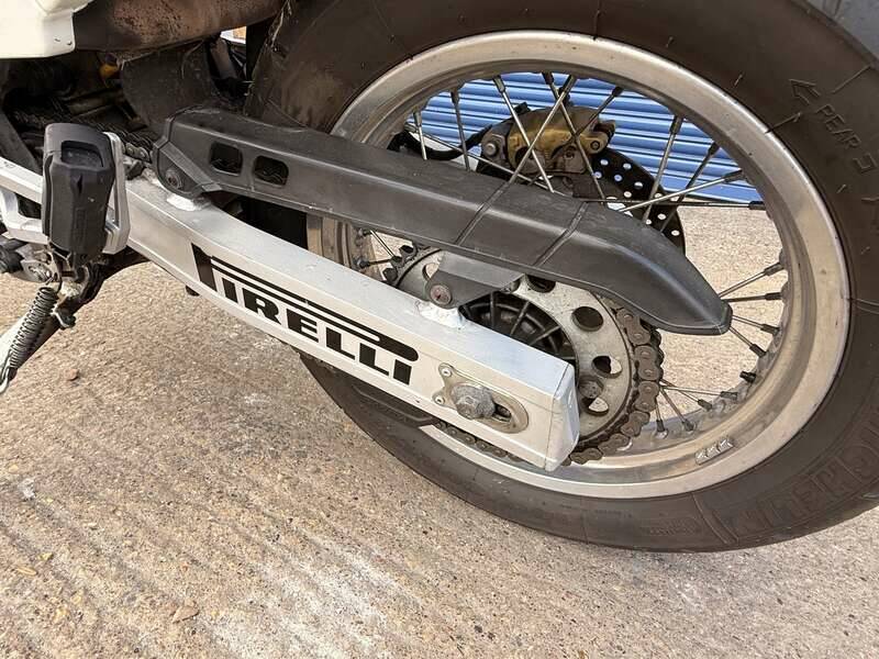 Image 38/40 of Cagiva DUMMY (1994)