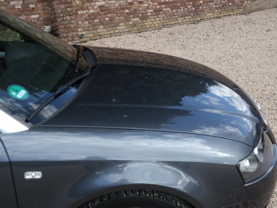 Image 45/50 de Audi S4 (2004)