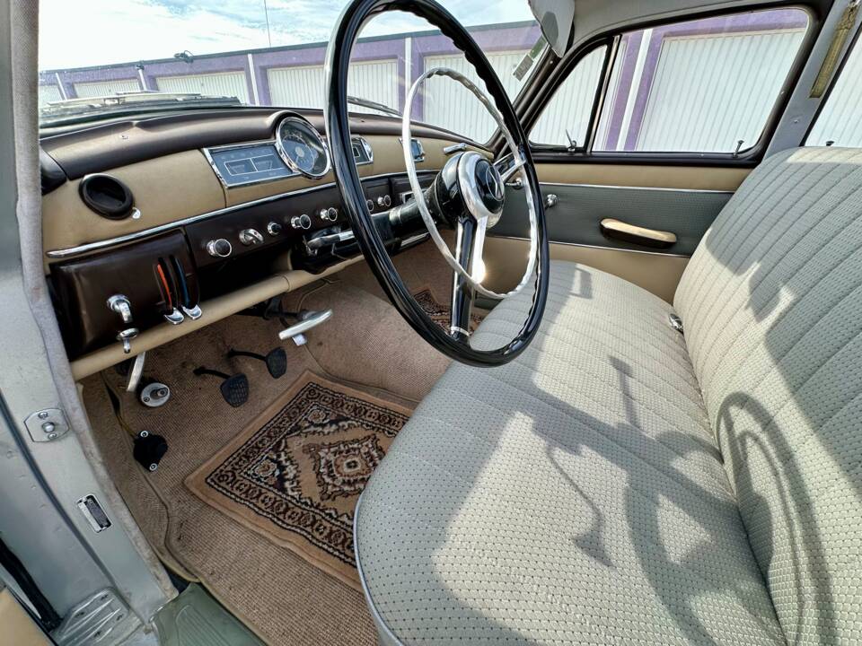 Image 4/6 of Mercedes-Benz 219 (1956)