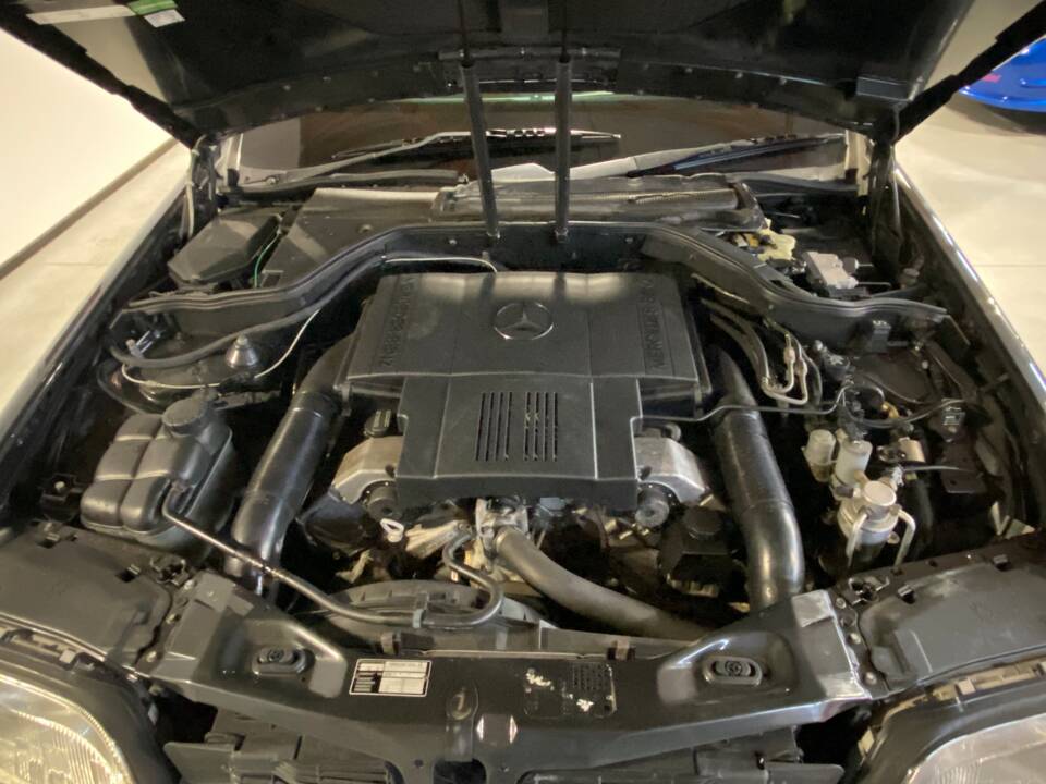 Image 14/49 of Mercedes-Benz S 500 L (1996)