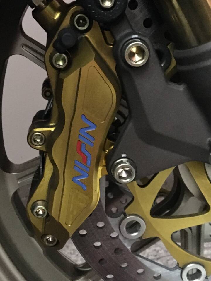Image 3/8 of MV Agusta DUMMY (2007)