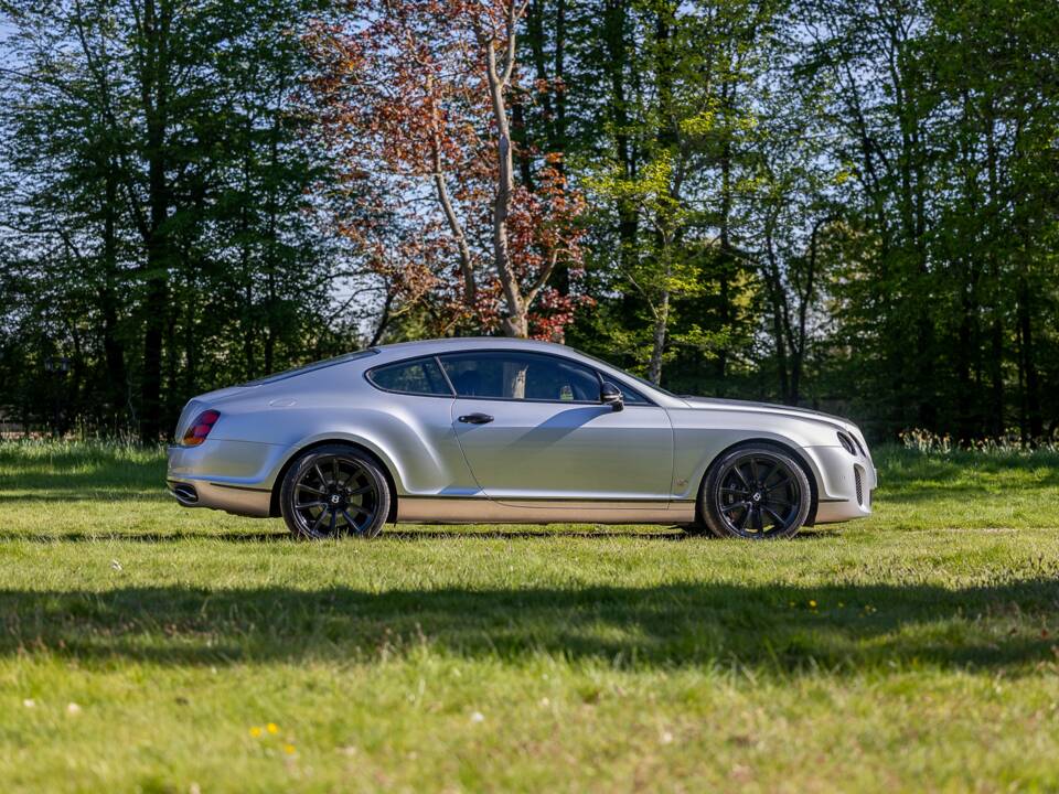 Image 20/46 of Bentley Continental Supersports (2010)