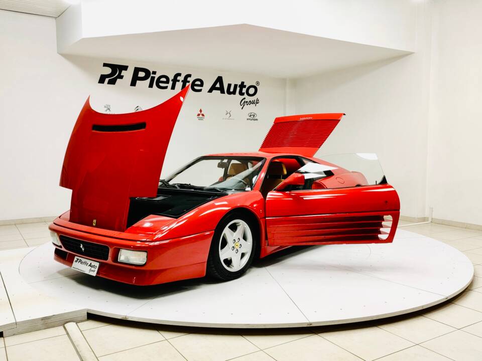 Afbeelding 15/33 van Ferrari 348 TB (1990)
