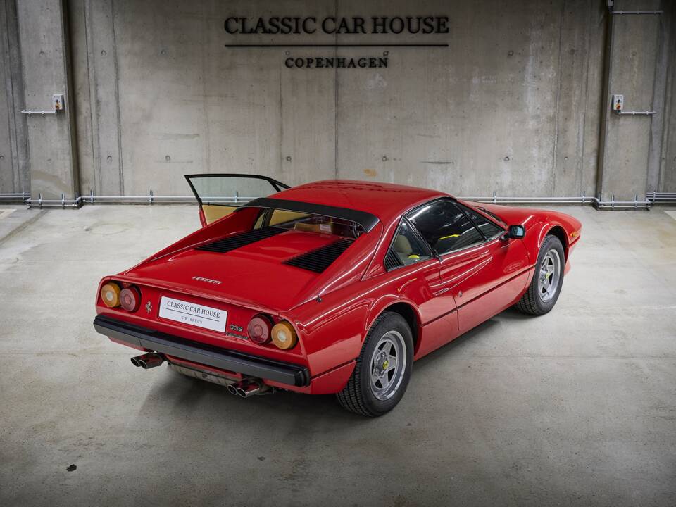 Image 11/100 of Ferrari 308 GTB Quattrovalvole (1983)