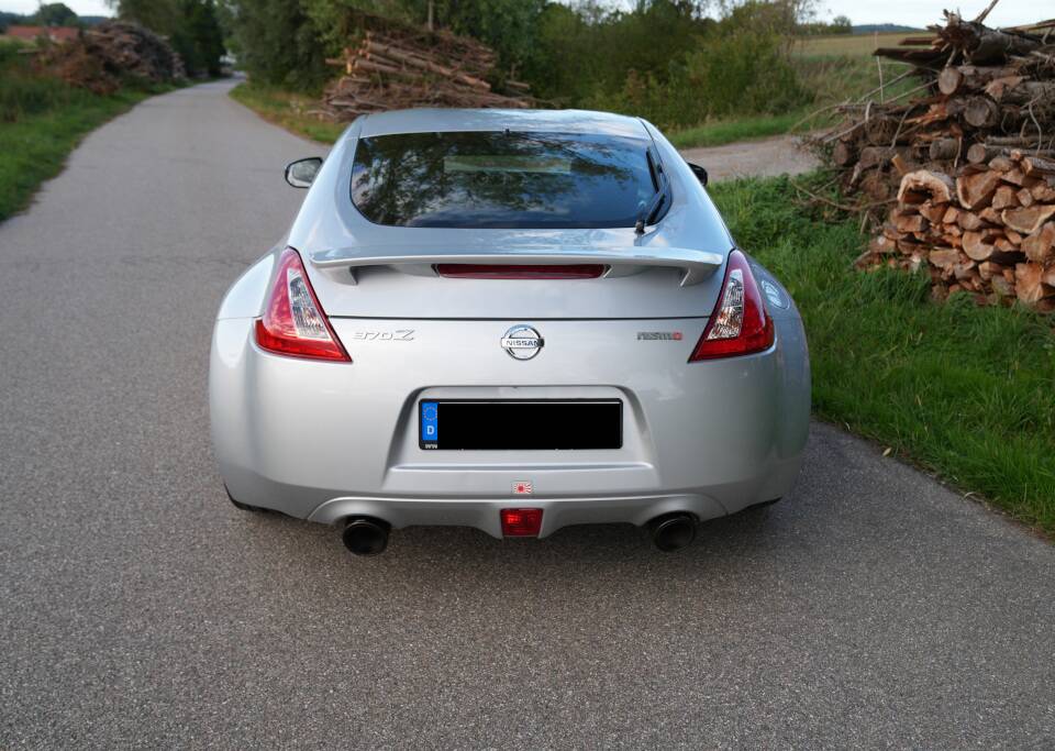 Image 14/30 of Nissan 370Z (2014)