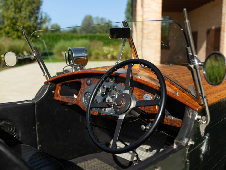 Image 46/50 of Vauxhall 20/60 T80 (1930)