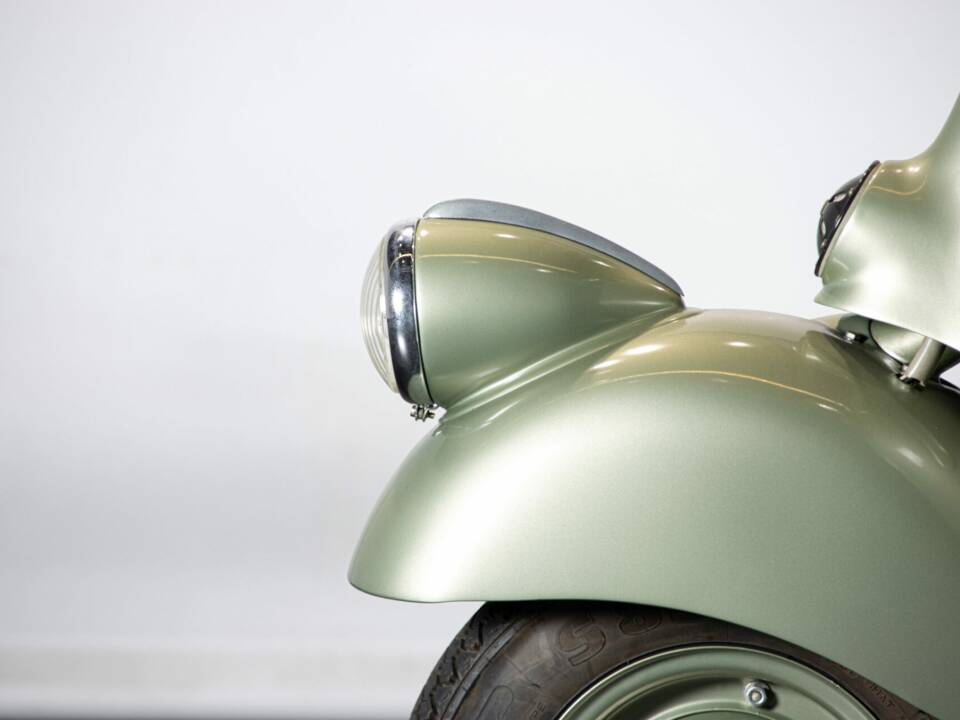Immagine 21/50 di Piaggio Vespa 125 (1950)