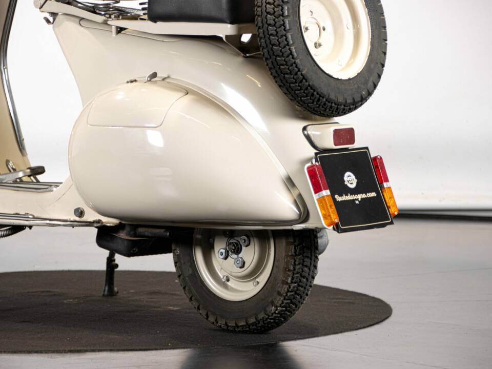 Bild 12/50 von Piaggio Vespa 150 "Struzzo" VL (1955)