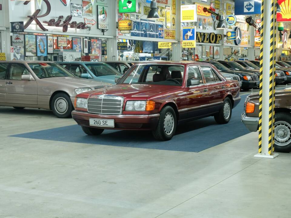 Bild 9/50 von Mercedes-Benz 260 SE (1990)