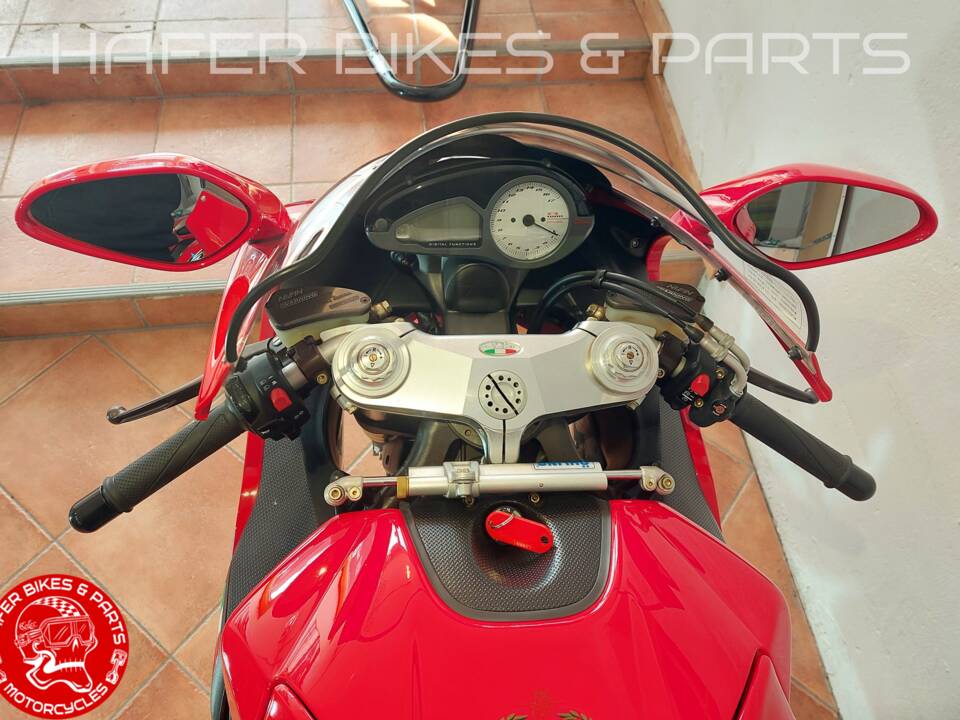 Afbeelding 16/47 van MV Agusta F4 1000 S (2004)