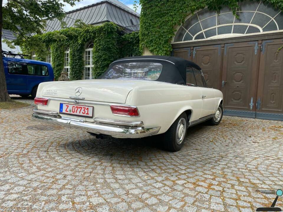 Bild 39/77 von Mercedes-Benz 250 SE (1966)