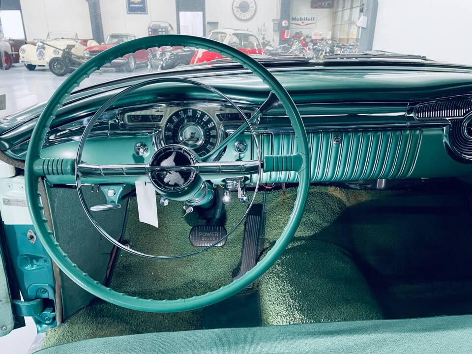 Image 10/12 of Oldsmobile Super 88 (1955)