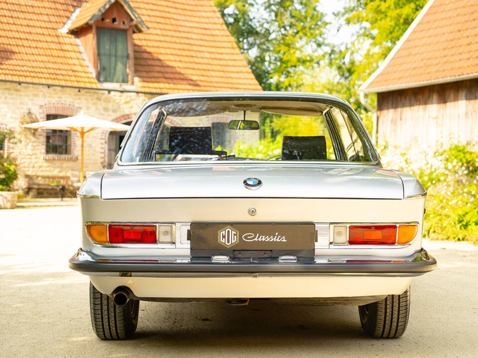 Image 13/79 of BMW 3.0 CSi (1973)