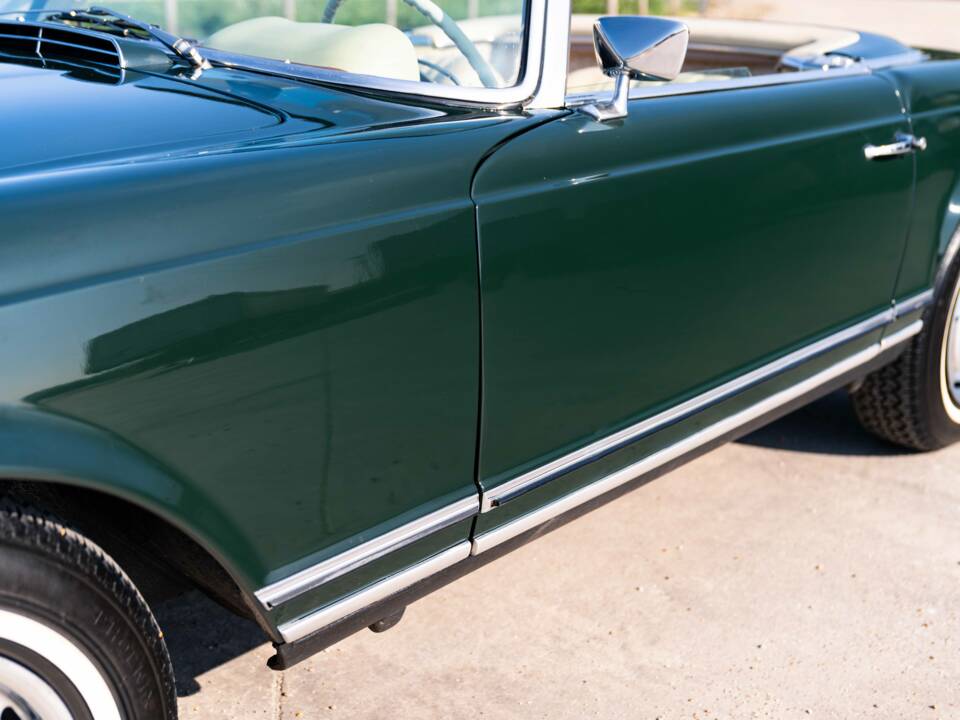 Bild 34/44 von Mercedes-Benz 280 SL (1968)